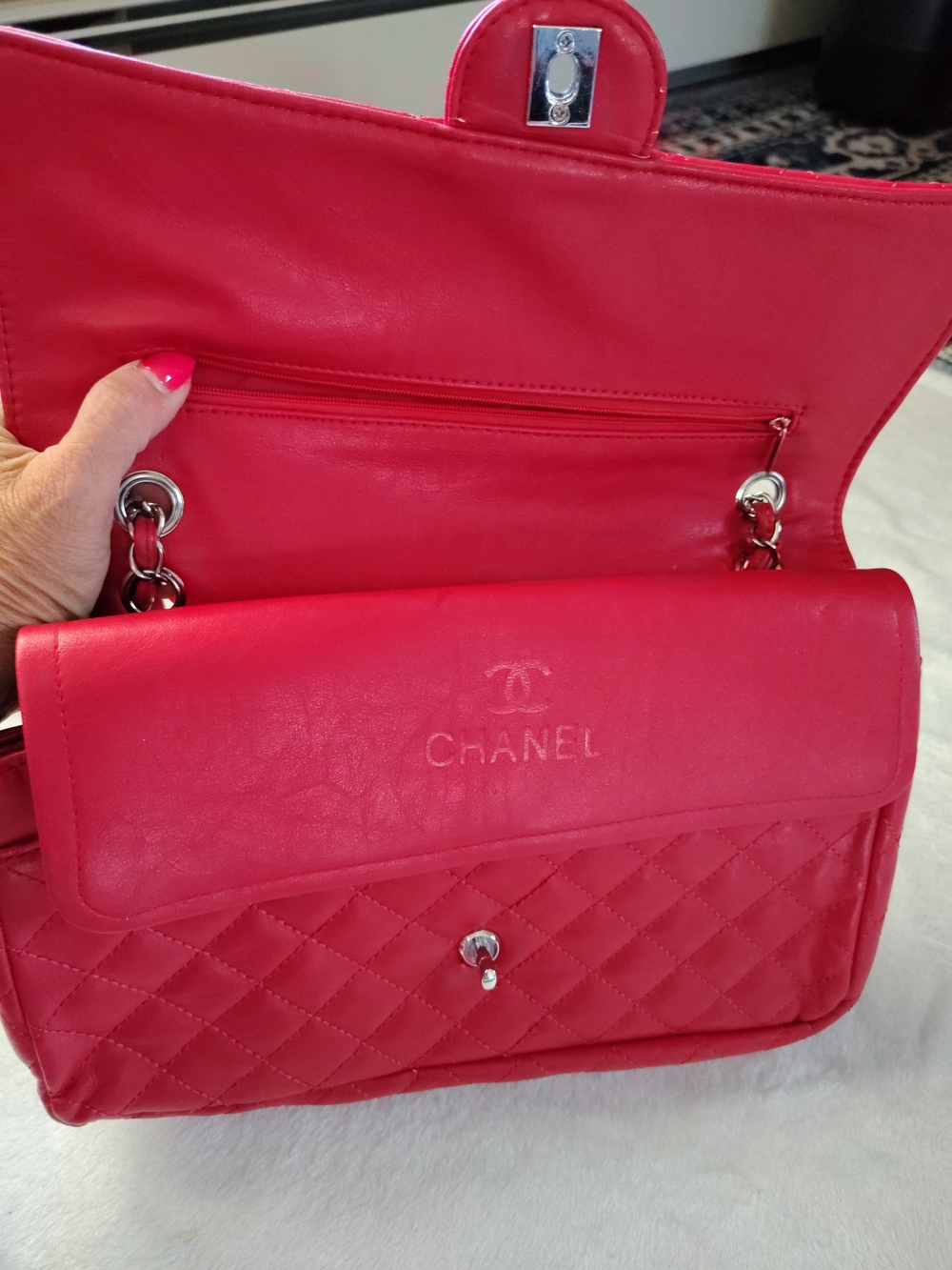 Red Quilted Shoulder Bag with Chain Strap Chanel Copy - Picture 7 of 8